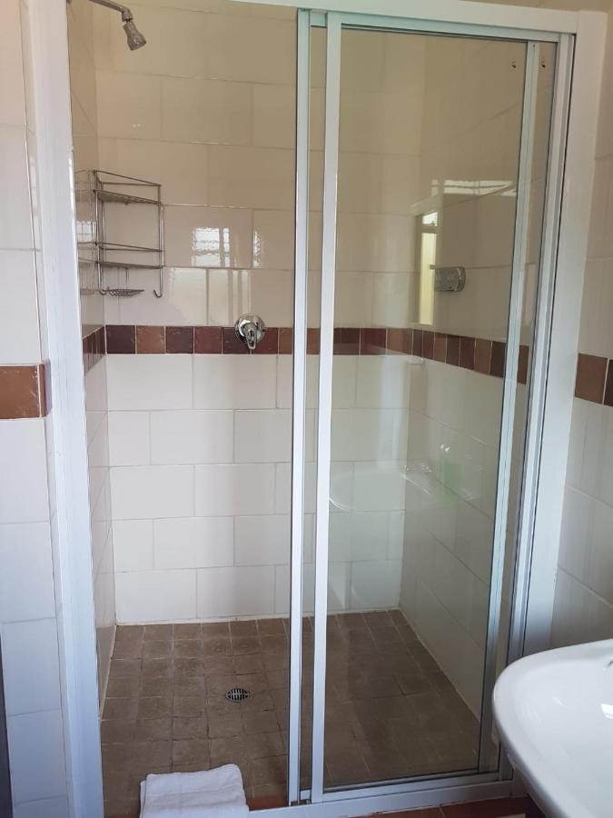 Private Apartments & Biz Stays Pretoria-Noord Exteriör bild