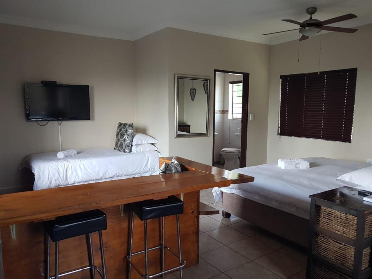 Private Apartments & Biz Stays Pretoria-Noord Exteriör bild