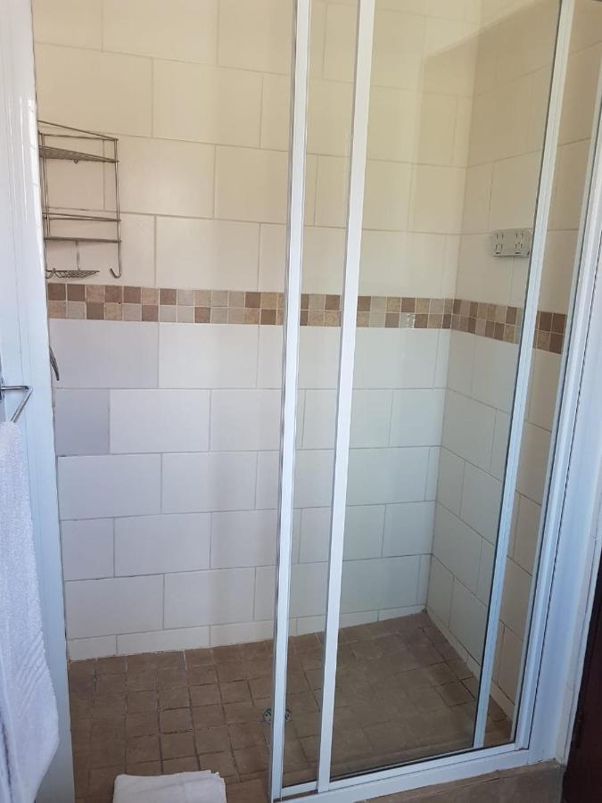 Private Apartments & Biz Stays Pretoria-Noord Exteriör bild