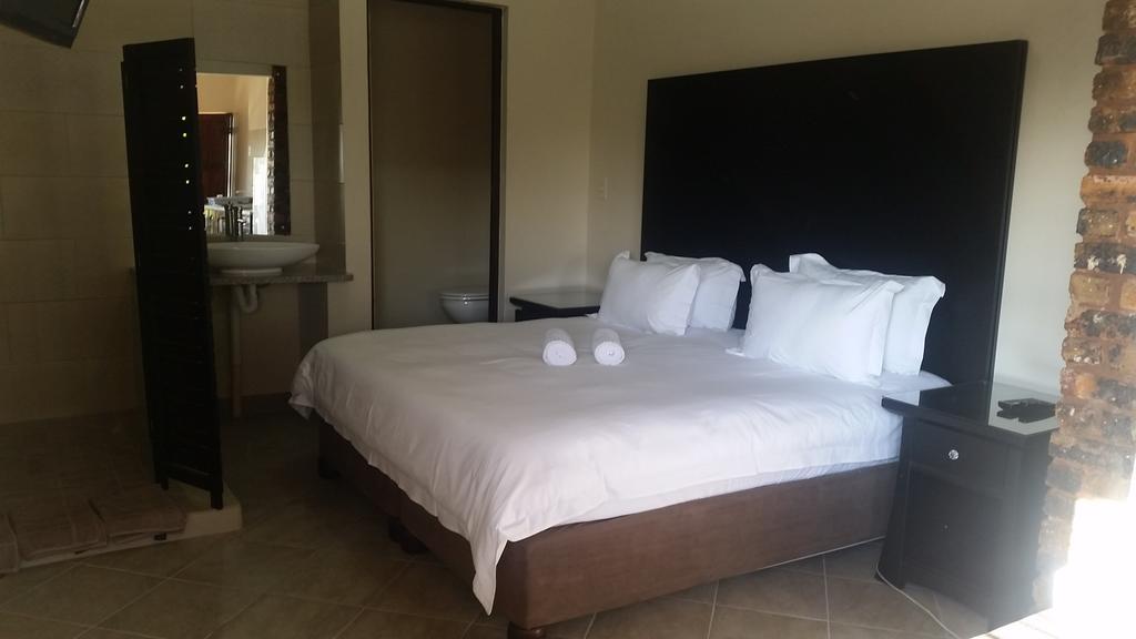 Private Apartments & Biz Stays Pretoria-Noord Exteriör bild