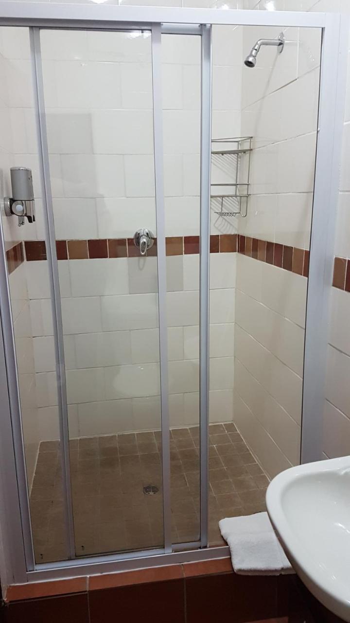 Private Apartments & Biz Stays Pretoria-Noord Exteriör bild